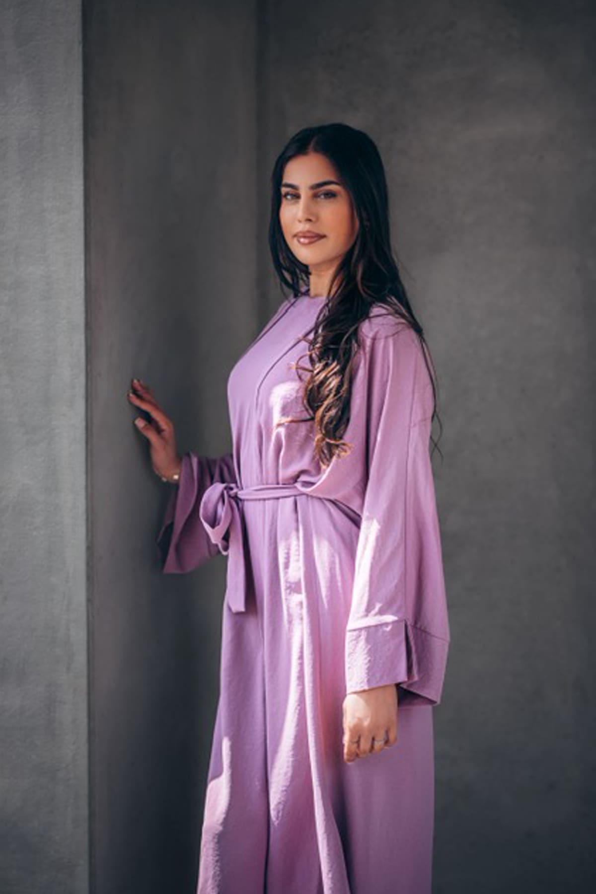 Basic Abaya in Flieder (3-Teilig)